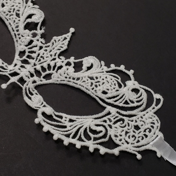 ⤵⤵#12 Masquerade Party 2D Soft Lace Mask - Picture 2 of 4
